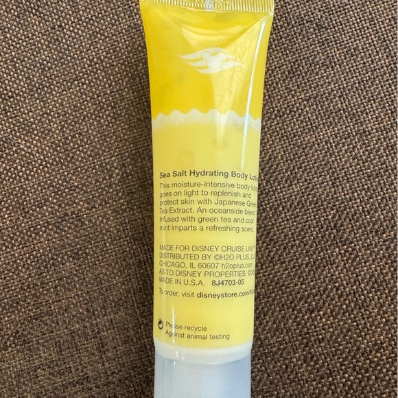 Four Disney H20+ Beauty travel size bathroom items ~ Unused - Picture 8 of 8